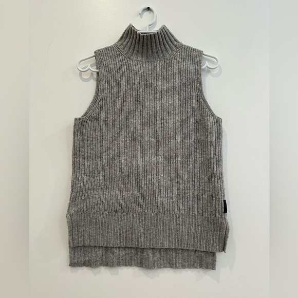 Roots knit turtleneck - Picture 1 of 8